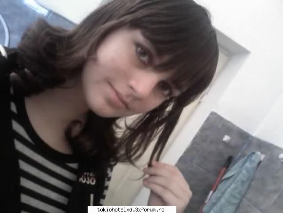 am buzele mari? :uimit: mie nu mi se pare :rotfl: 

in :* :dinti:  saya ... me