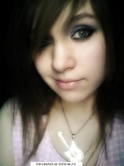 thanks fetele >;d<   :) :>