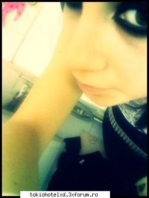 poza :limba: 

cu dedicatzie :rotfl:  k de la kidooo