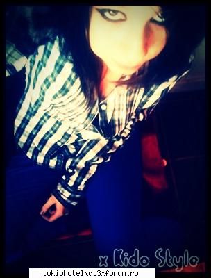 K de la Kidooo - iiii aq o shtie deci - �Pictures with us�