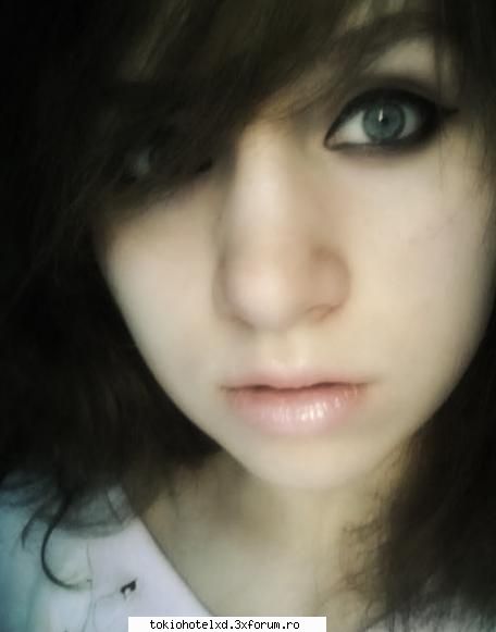 Prăjiturele? :> - Hello my name is Deea,sunt 9 p forum si sper sa - �Pictures with us�