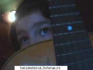 ZiZ'... - ahh...instrumentu' de la care nu imi pot lua - �Pictures with us�