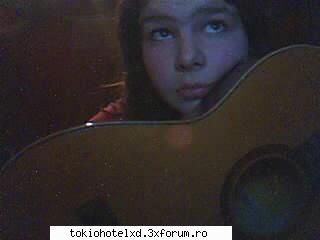 ZiZ'... - c imi place mie sa knt la chitara - �Pictures with us�